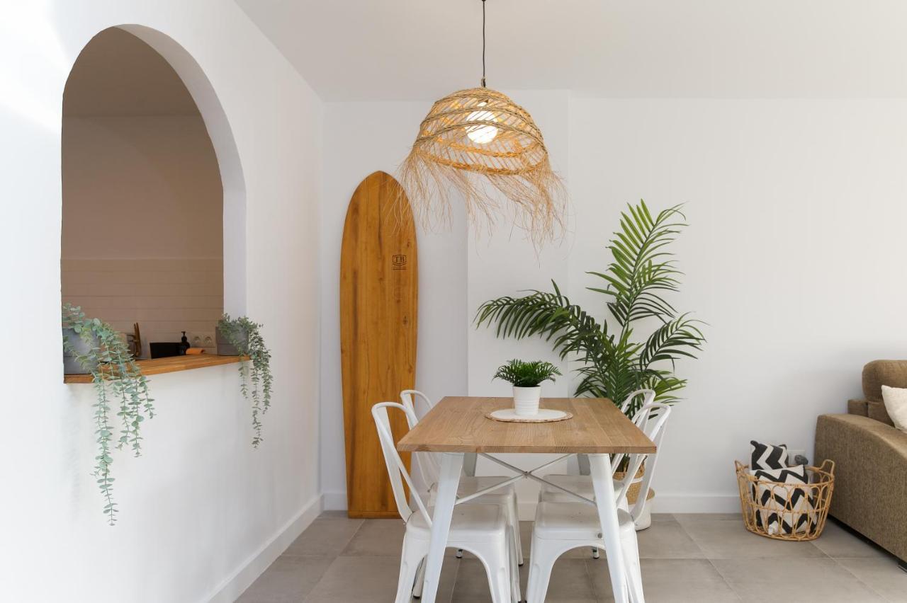 Surf Apartment - Wifi - Parking - Swimming Pool - Patio - Garden Таріфа Екстер'єр фото