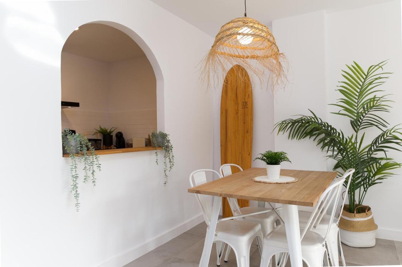 Surf Apartment - Wifi - Parking - Swimming Pool - Patio - Garden Таріфа Екстер'єр фото