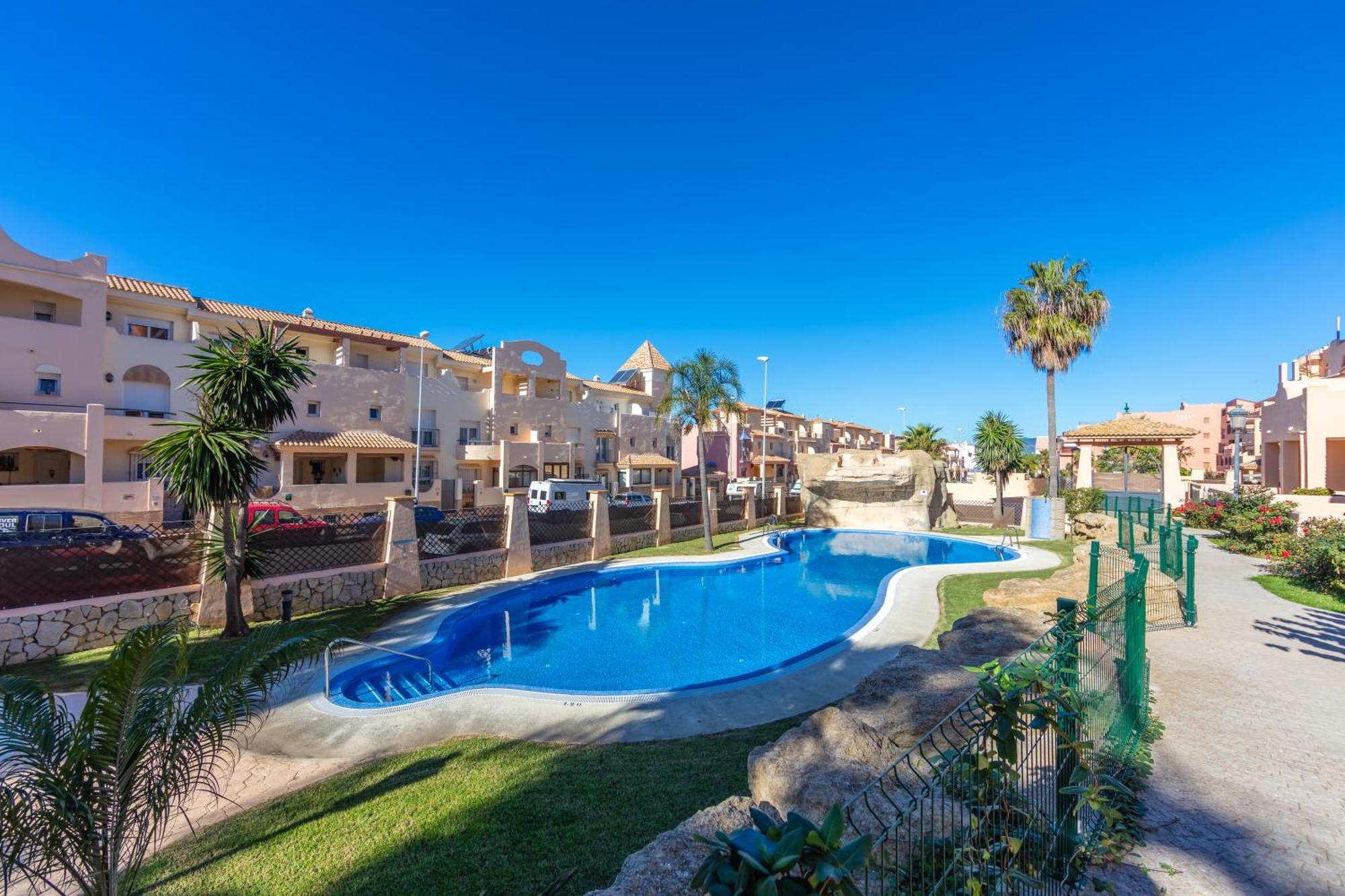 Surf Apartment - Wifi - Parking - Swimming Pool - Patio - Garden Таріфа Екстер'єр фото